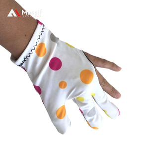 Gants de snooker Offre Spéciale à inspection complète Livraison rapide Cuir et cabretta imperméables Fabriqués au Pakistan - Product Image 1