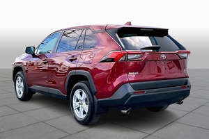 Toyota RAV4 LE AWD 2022 d'occasion - Prêt à être expédié - Product Image 4