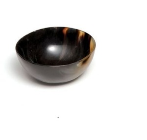 Bol de service en corne naturelle fabriqué à la main personnalisé de haute qualité ensemble émail hautement poli maison hôtel bohème inspiré de l'inde - Product Image 1