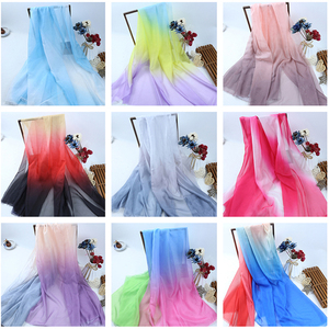 ผ้าย่นสำหรับผู้หญิงเสื้อผ้างานแต่งงานสมัยใหม่ดีไซน์พิมพ์ลายดีไซน์สวยงามปรับแต่งได้ตามต้องการ