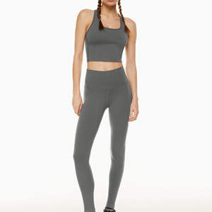 Ensemble de soutien-gorge de sport et de leggings de yoga à séchage rapide, haute élasticité, uni, pour femmes, sans couture, conception de logo personnalisée, service OEM - Product Image 1