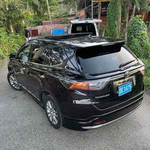 Toyota Harrier Premium d'occasion, année 2016 - Product Image 4