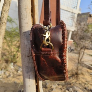 Patrón elegante Piel de animal Bolso de hombro de cuero genuino Forma de corazón Pelo en bolso cruzado Monedero de cuero genuino para niña - Product Image 3