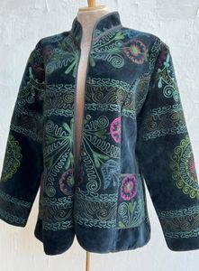 Nouvelle Arrivée : Veste Courte Unique de Haute Qualité et Écoresponsable avec Broderie Suzani – Idéale pour l'Hiver, Nouvelle Exportation, Style Décontracté - Product Image 3