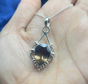 Collier pendentif en quartz fumé en argent sterling 925 massif Collier à breloques en quartz fumé de style religieux - Product Image 4