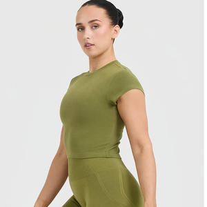 Camiseta de algodón 100% para mujer de talla grande verde oliva Casual ligero suave transpirable diseñador ajuste relajado para entrenamiento de gimnasio de verano - Product Image 3