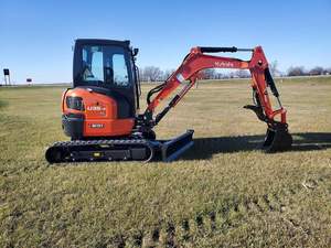Miniexcavadora Kubota U35-4, Excavadora de Cadenas de 3.5 Toneladas, Excavadora Compacta para Construcción y Trabajo Agrícola - Product Image 1