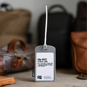 Kits de voyage durables Filip RPET, badges et gadgets écologiques pour bagages - Product Image 3