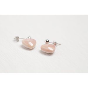 Pendientes de moda con forma de corazón rosa pequeño - Product Image 2