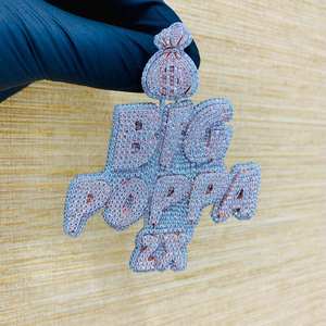 Colgante de Letra Inicial con Corona de Moissanita de Corte de 4 Quilates, Chapado en Oro Amarillo de 18K, Estilo Hiphop - Product Image 3