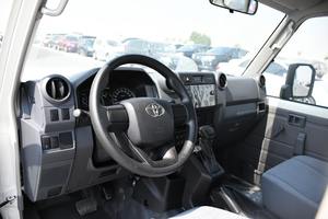 Nuevo/Usado 2024 para Camioneta Hardtop 5 Puertas 2.8L Euro IV Doble Tanque 4x4 Automático Asientos de Cuero Diésel R18 - Product Image 6