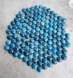 Apatita de neón natural Forma redonda Forma de pera Lote al por mayor Cabujón Parte posterior plana Tamaño libre Piedras preciosas Fabricación de joyería fina hecha a mano - Product Image 2