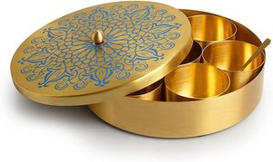 Belle conception de gravure Boîte à épices en laiton de bonne qualité boîte à épices design en laiton en métal avec touche dorée - Product Image 3