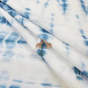 Nouvelle collection de tissus en coton bio imprimés à la main, tie-dye, blanc et bleu, idéal pour les robes et vêtements occidentaux - Product Image 2