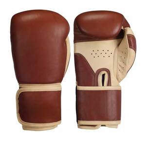 Guantes de boxeo de cuero PU de marca con logotipo personalizado Guantes de entrenamiento/campeonato de estilo vintage - Product Image 1