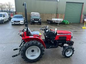 TRACTOR COMPACTO VST FIELDTRAC 180D - Product Image 2