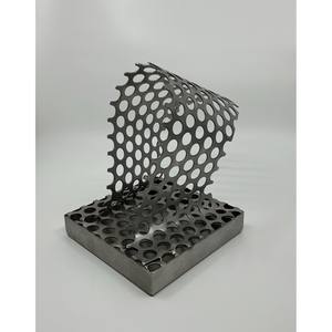 Support de plante en métal perforé antique en acier inoxydable Support de plante au design unique pour une décoration intérieure élégante - Product Image 5