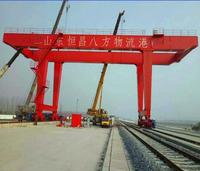 Grue portique à double poutre robuste de 60 tonnes pour conteneurs de construction, avec palan électrique, moteur, boîte de vitesses, treuil, chariot, cabine et dévidoir de câble