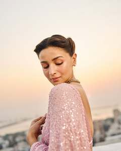 Ropa de fiesta de diseñador exclusivo de exportación más vendida de Bollywood indio Saree elegante con blusa sexy para ropa de novia étnica - Product Image 5