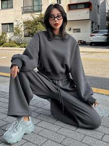 Vêtement de sport pour femmes en gros, sweat-shirt surdimensionné et pantalon de jogging, vêtements de sport confortables, logo personnalisé, taille plus, hiver - Product Image 2