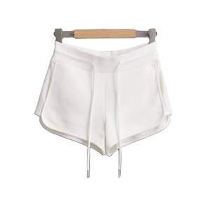 Shorts décontractés d'été pour femmes, taille haute, respirants, écologiques, couleur unie, design personnalisé, haute qualité - Product Image 1