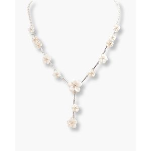 Collier de fleurs minuscules Twinkle Buds plaqué rhodium avec coquille - Product Image 4