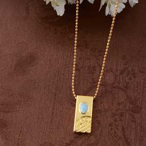 Nouvel Arrivage Collier Minimaliste Géométrique en Larimar, Pendentif en Laiton avec Pierre Précieuse, Bijoux Délicats Plaqué Or 18 carats pour Femme, Vente en Gros/OEM/ODM - Product Image 5