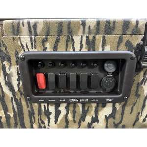 Barco de Pesca 2026 Avid 16 Commander con Casco de Aluminio Nuevo, a Gasolina - Product Image 6