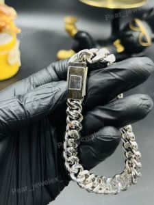 <b>Iced</b> <b>Out</b> Cuban Link 925 Silver Bracelet Moissanite Diamond Hip Hop Luxury Bust Down Wrist Bracelet For Party Wear - Product Image 3