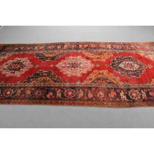 Alfombra de 4,7x11,1 pies, Alfombra Turca Vintage, Alfombra de Lana a Rayas Rojas y Negras - Product Image 2