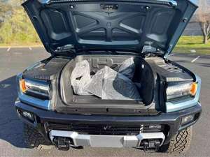 2024 abordable gGMCccccc hHUM-MERrrr EV 3X SUV - Product Image 4