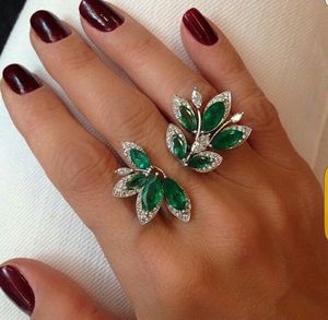 Bague de fiançailles vintage en argent sterling 925 avec diamant de laboratoire vert marquise style paon, certifiée IGI, pour mariage - Product Image 1