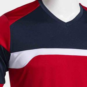 ชุดฟุตบอลผ้าโพลีเอสเตอร์100% ชุดผ้าตัดอัตโนมัติสีแดงสีน้ำเงิน - Product Image 3