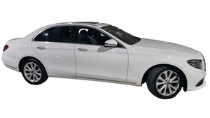 เบนซ์ E-Class W213 E220d 4MATIC Exclusive ปี 2019 สภาพดี รถมือสองจากเกาหลี ขายโดย 300auto Export - Product Image 2