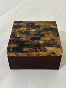 Caja de Cuerno de Búfalo para Joyas y Almacenamiento de Regalos - Interior Suave para Artículos Delicados de Alta Calidad - Product Image 2