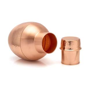 Carafe en cuivre avec couvercle, améliore l'hydratation naturellement, antimicrobienne et écologique, grande capacité pour la maison et le bureau - Product Image 4