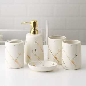 Ensemble de salle de bain 4 pièces en résine de luxe fait à la main d'Inde Modèle d'ange durable - Product Image 1