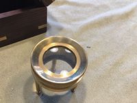 Lupa de carta náutica de latón antiguo Diseño elegante de 3 patas con artesanía de vidrio elegante hecha a mano 1,75 pulgadas de ancho Incluye caja