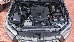 Neuf / Occasion GRIS 2023 TOYOTA HILUX SR5 ADVENTURES DC 360 Caméra Arrière Capacité de Charge 31-40T Émissions Diesel / Essence Automatique - Product Image 3