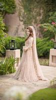 Nouvelle robe de soirée pakistanaise respirante au design tendance, style afghan Kuchi, avec appliques et broderies à la main, longueur ras du sol
