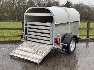 12LT 6' X 4' Livestock <b>Trailer</b> Premium Grade Stock <b>Trailer</b> Heavy Duty Bumper Pull Super Strong Frame OEM <b>Farm</b> 1500kg Capacity - Product Image 1