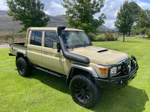 Toyota Land Cruiser WagonS GXL Troop Carrier 4.5L Diésel SUV 4x4 Manual Usado, 100% en Perfecto Estado, Sin Accidentes - Product Image 4