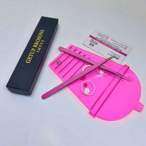 Últimas Novedades: Bonitas Placas Magnéticas de Acrílico Rosa Sostenible para Extensiones de Pestañas - Diseños de Flor, Óvalo, Corazón y Mariposa Personalizables - Product Image 3