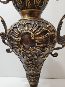 Jarrón Alto de Aluminio y Latón de Lujo Moderno, Fundido en Oro, Hecho a Mano, para Decoración del Hogar, Restaurante u Hotel - Product Image 5