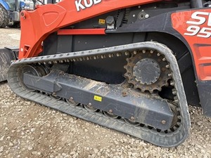 รถตักล้อยาง KUBOTA SVL95-2S ปี 2017 ขนาด 35 ตัน พร้อมอุปกรณ์ตักท้ายและตักหน้า - Product Image 6