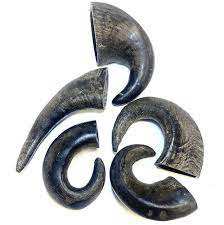 ชิ้นส่วนเขาควายธรรมชาติพร้อมสำหรับทำเครื่องประดับขายส่งเป็นจำนวนมาก - Product Image 3