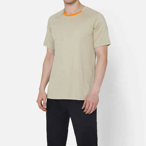 Camiseta de Cuello Redondo Elegante 100% Algodón, Suave al Tacto, Ajuste Cómodo, Calidad Premium, Personalizable, Casual para Hombre, OEM Disponible - Product Image 6
