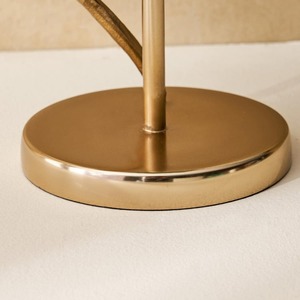 Bougeoir en métal élégant de haute qualité Autres bougeoirs et lanternes pour la décoration intérieure - Product Image 4