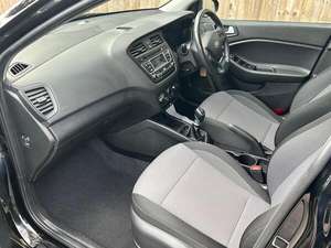 HYUNDAI I20 1.0 T-GDI SE 2017 USADO, Volante a la Izquierda/Derecha - Product Image 3