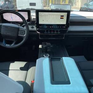 SUV d'occasion propre 2024 G M C H U M M E R EV Ventes saisonnières Voitures d'occasion haut de gamme - Product Image 2